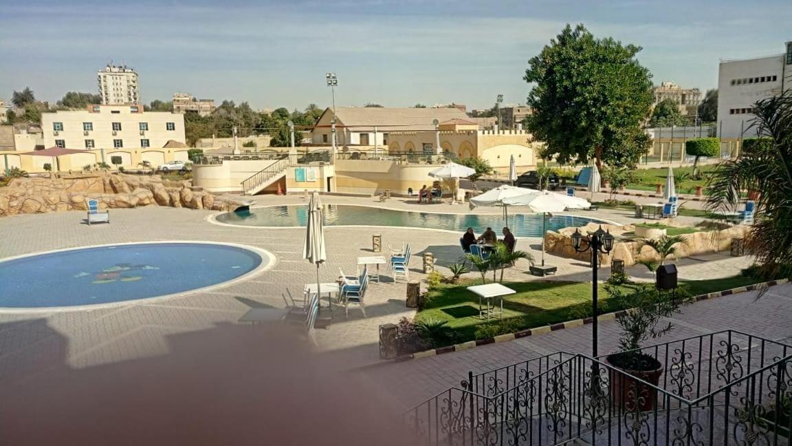 Horizon Loaloat Elnile Cairo Exterior foto